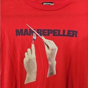 Man repeller S Tee